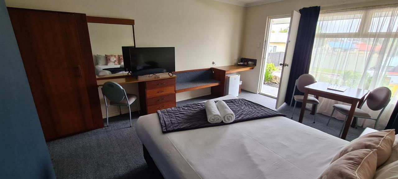 Mandala Ace Albany Hotel Екстер'єр фото