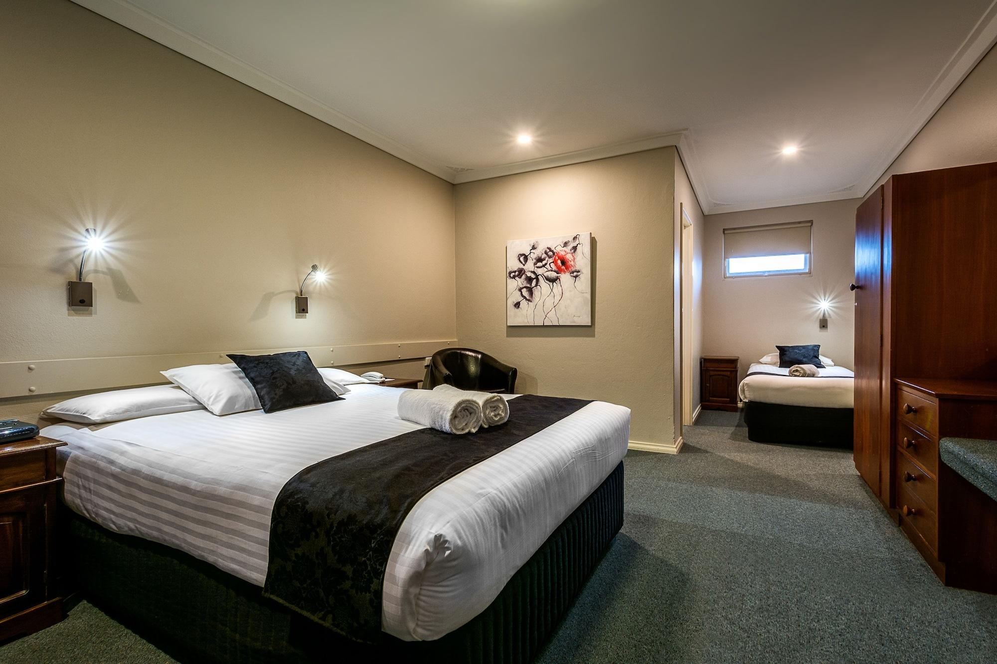 Mandala Ace Albany Hotel Екстер'єр фото