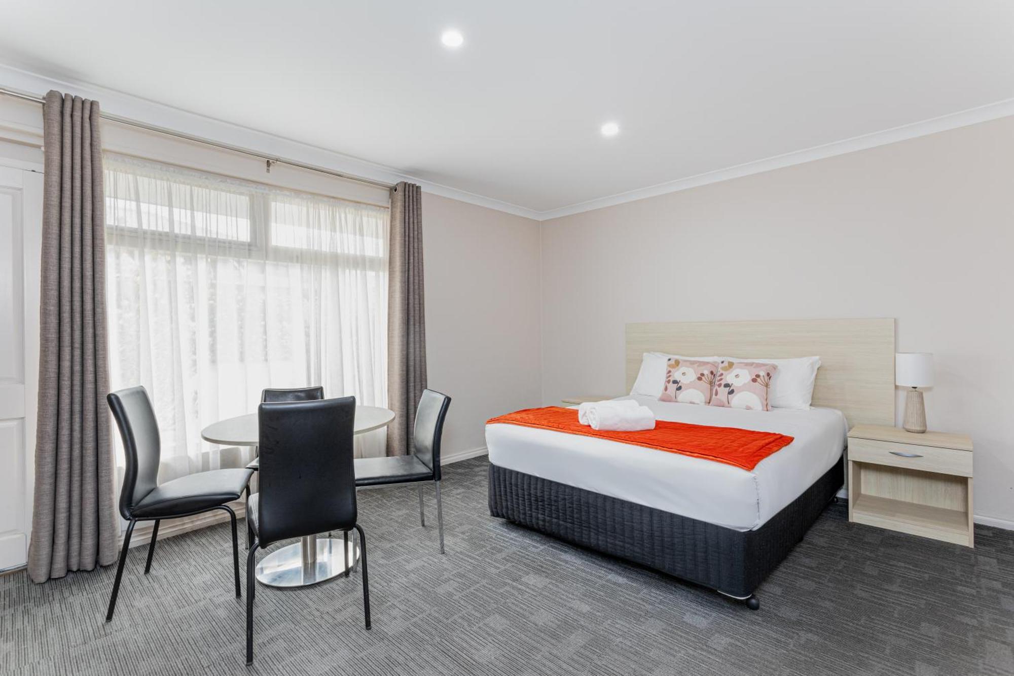 Mandala Ace Albany Hotel Екстер'єр фото